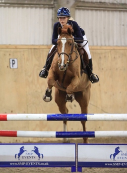 Hannah Wright Wins Dodson & Horrell 0.95m National Amateur Second Round at Blue Barn Equestrian Centre